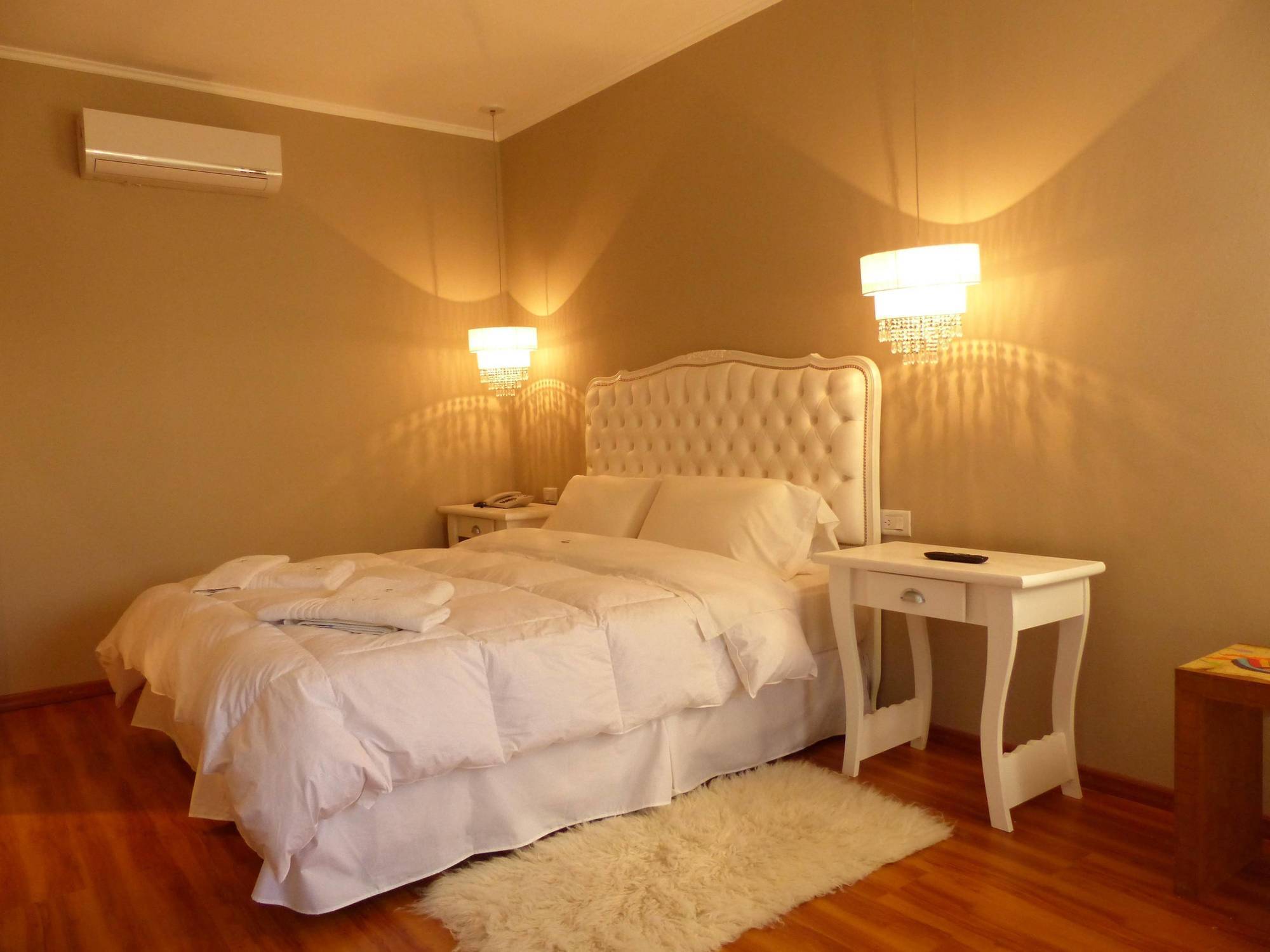 Euskadi Hotel เคเนรัลปิโก ภายนอก รูปภาพ