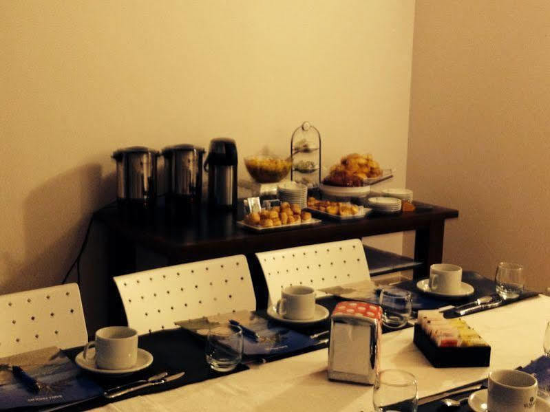 Euskadi Hotel เคเนรัลปิโก ภายนอก รูปภาพ