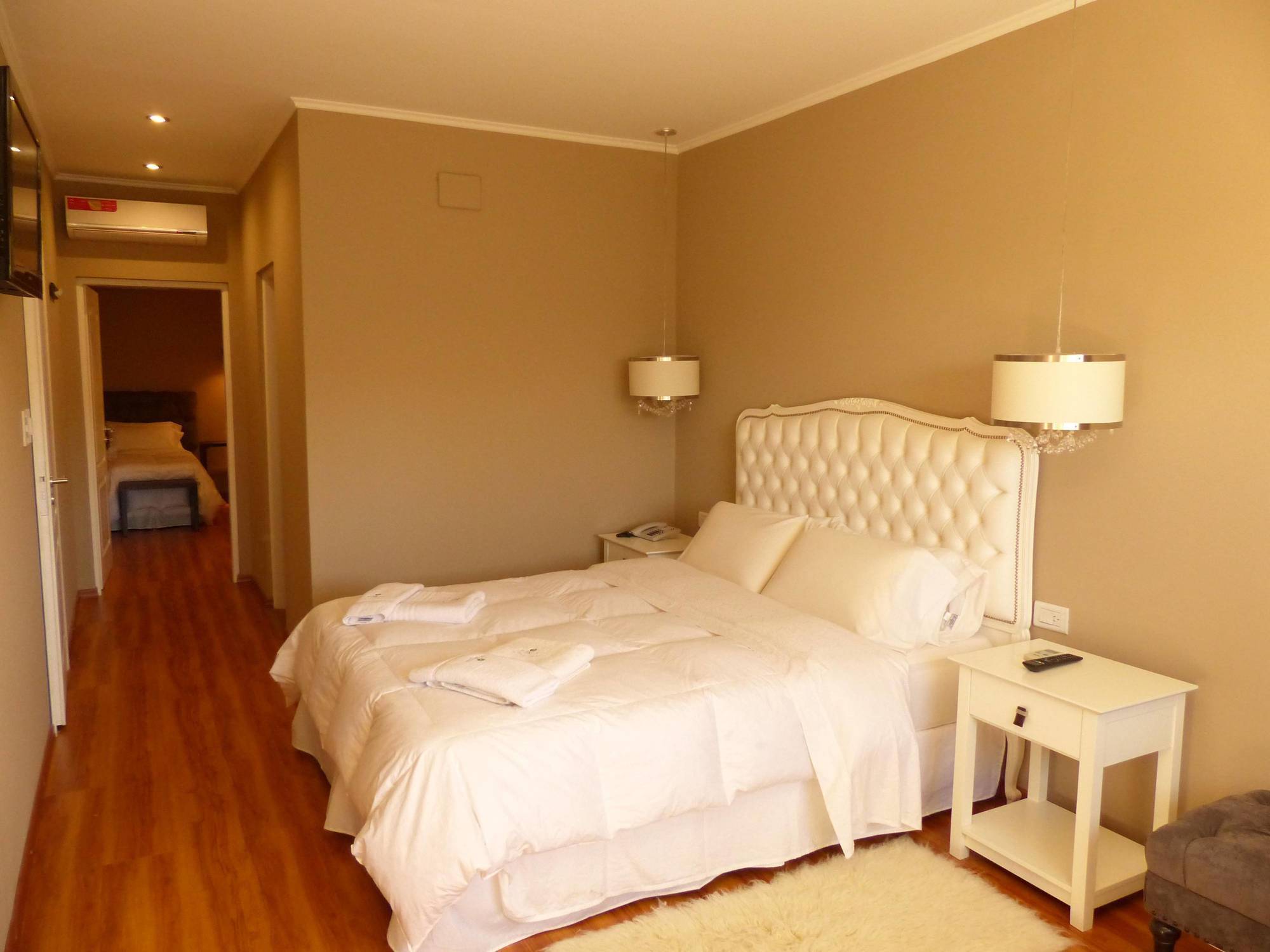 Euskadi Hotel เคเนรัลปิโก ภายนอก รูปภาพ