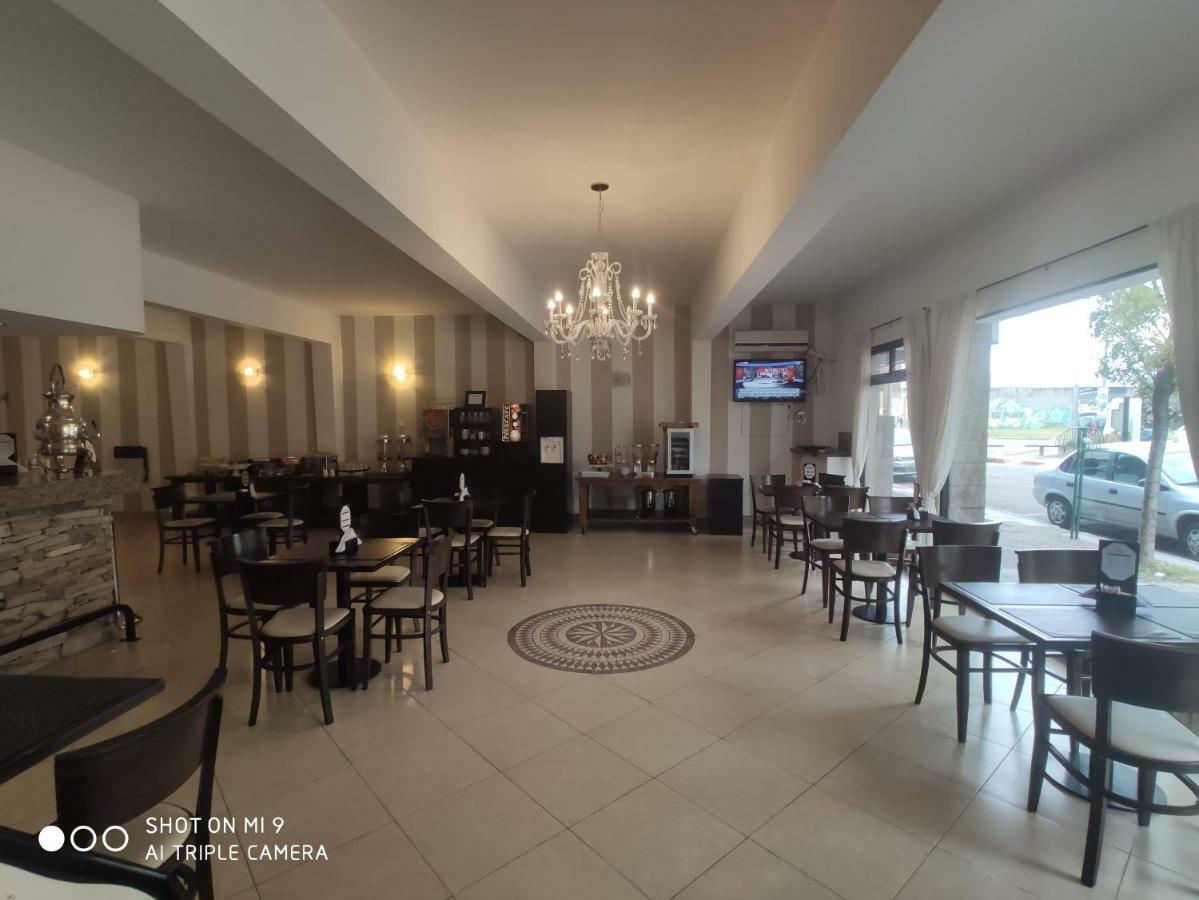 Euskadi Hotel เคเนรัลปิโก ภายนอก รูปภาพ